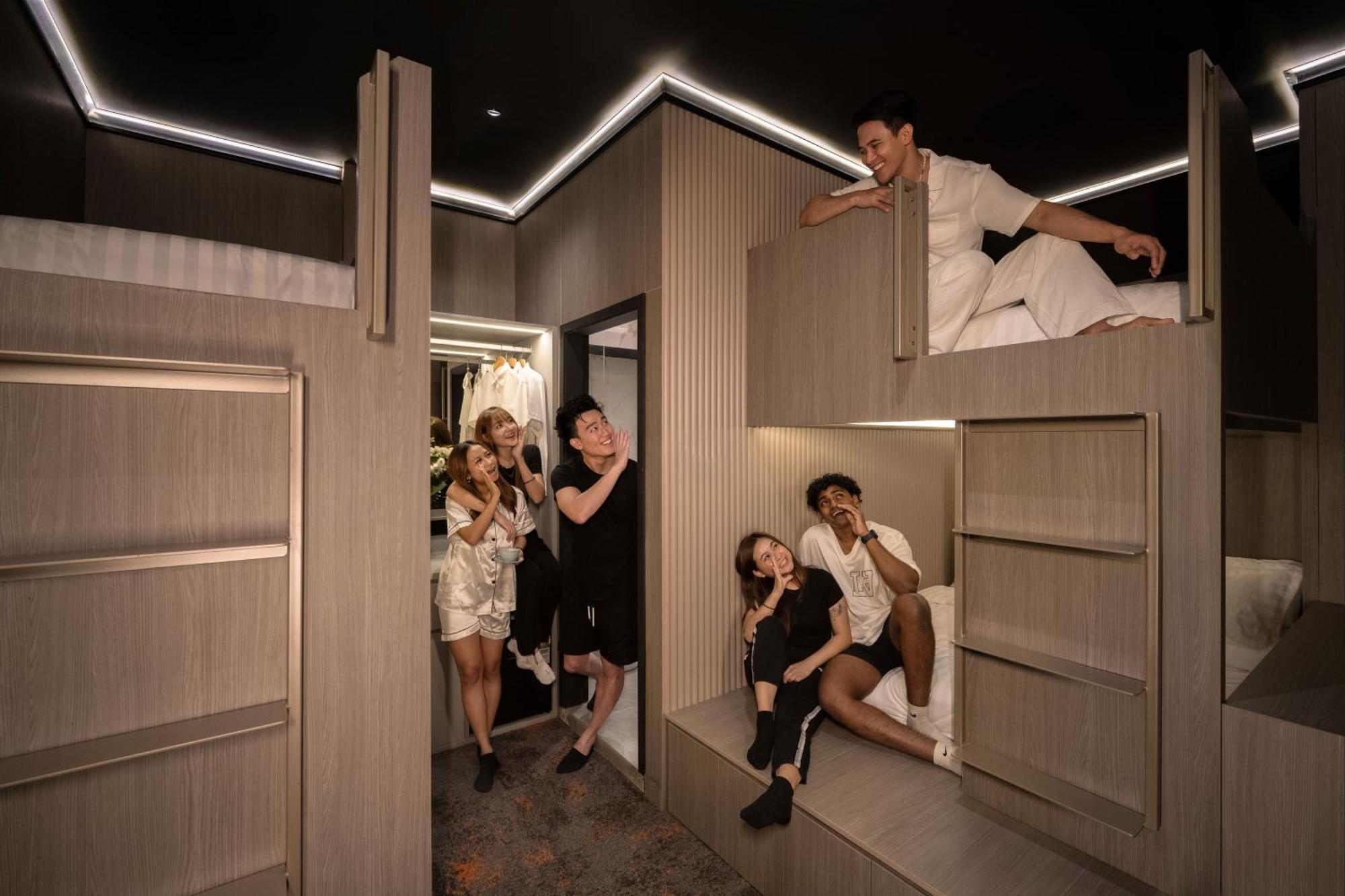 Cube Social Boutique Capsule Hotel At Boat Quay Singapore Eksteriør billede