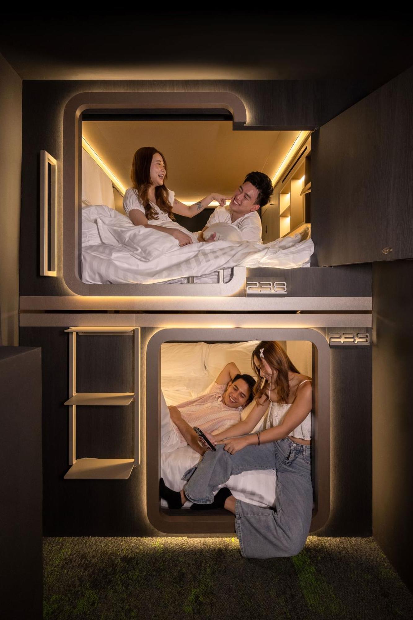 Cube Social Boutique Capsule Hotel At Boat Quay Singapore Eksteriør billede
