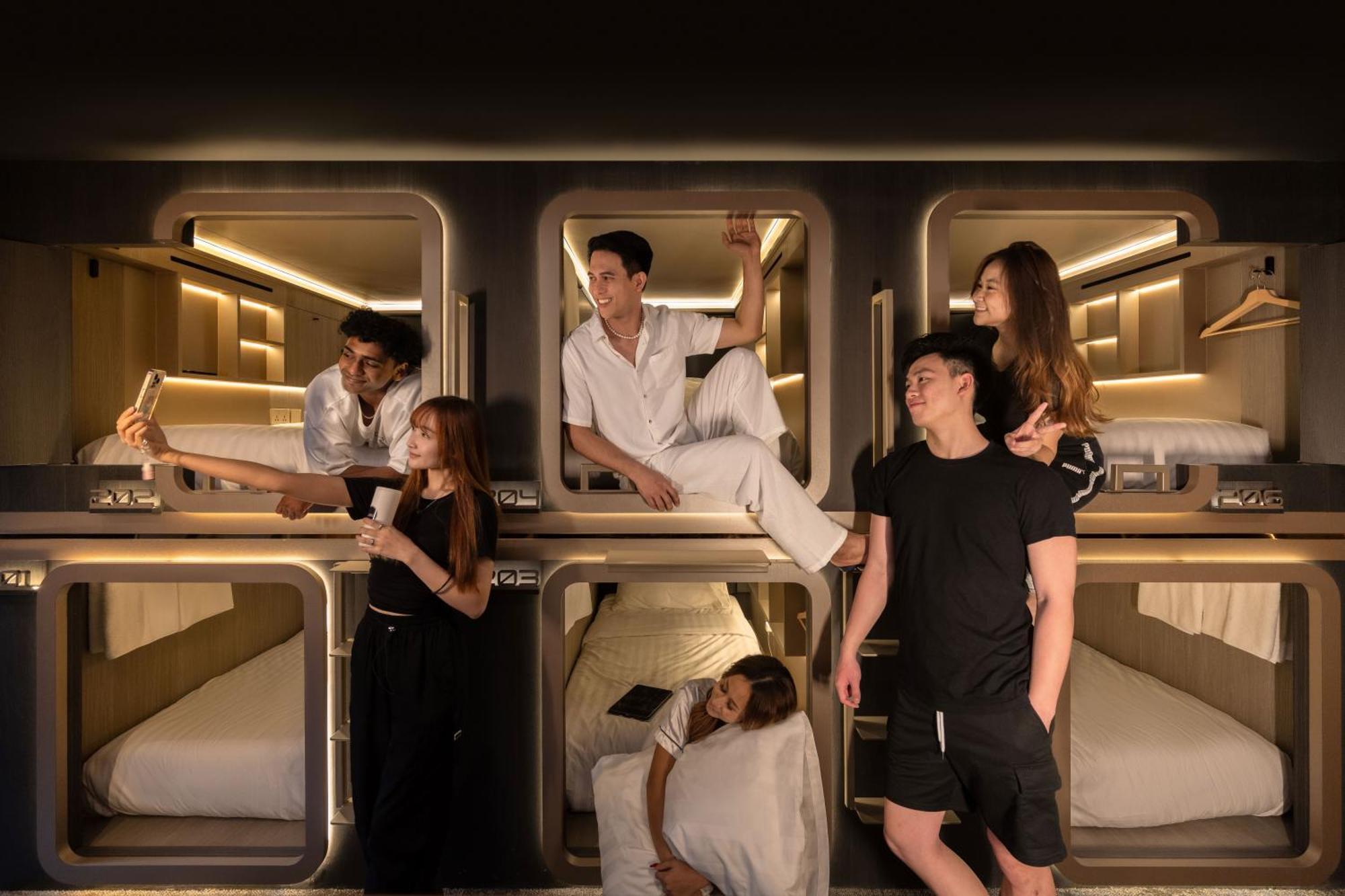 Cube Social Boutique Capsule Hotel At Boat Quay Singapore Eksteriør billede