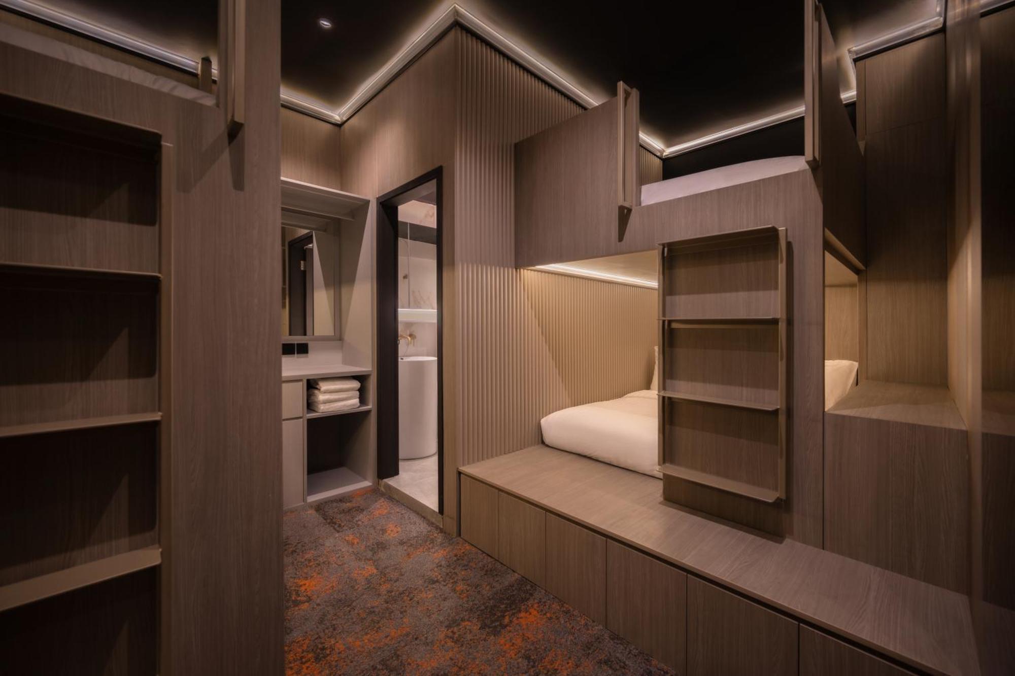 Cube Social Boutique Capsule Hotel At Boat Quay Singapore Eksteriør billede
