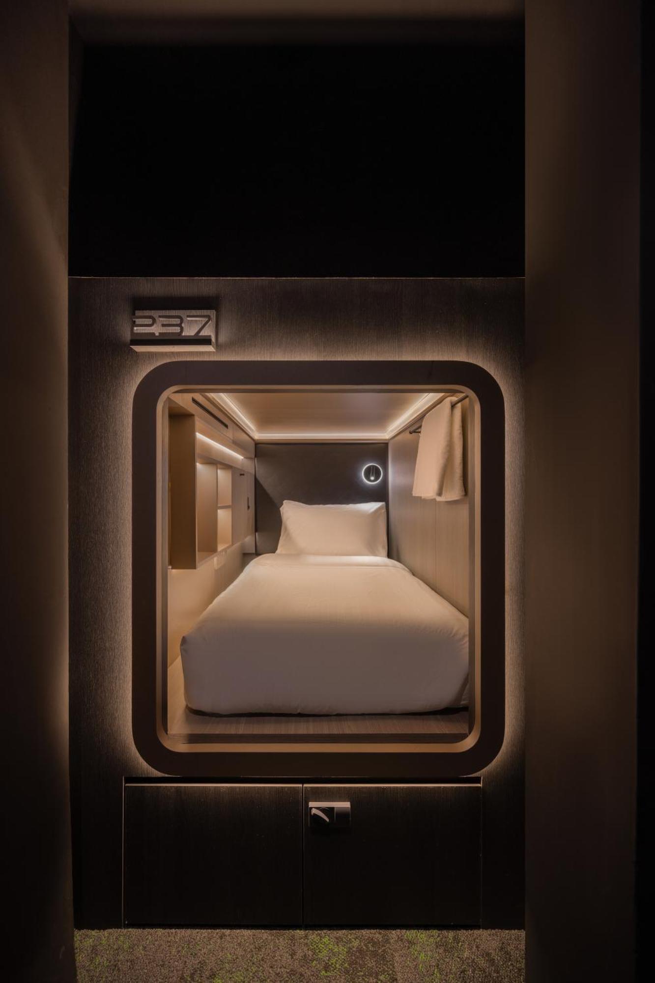 Cube Social Boutique Capsule Hotel At Boat Quay Singapore Eksteriør billede