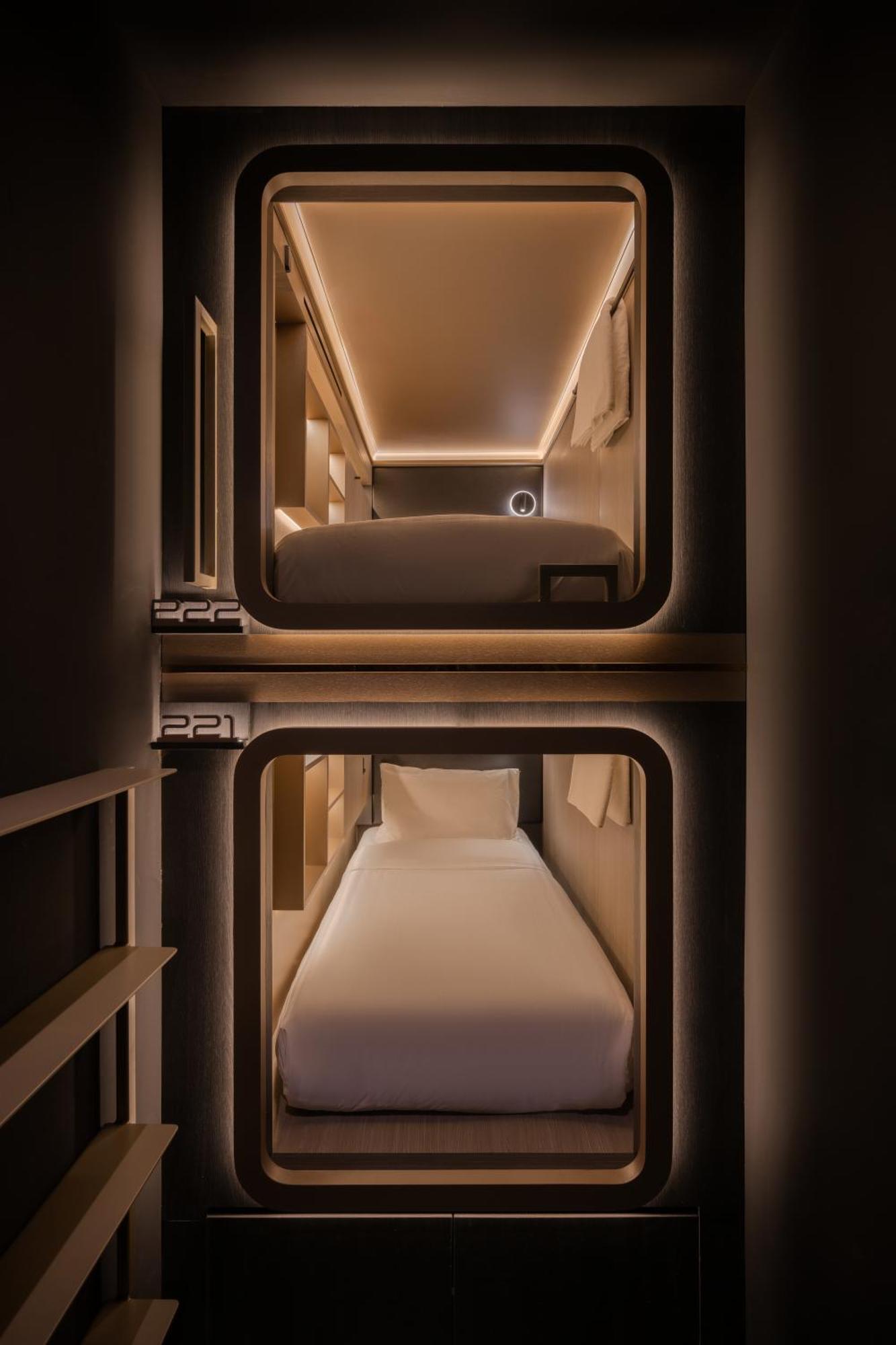 Cube Social Boutique Capsule Hotel At Boat Quay Singapore Eksteriør billede
