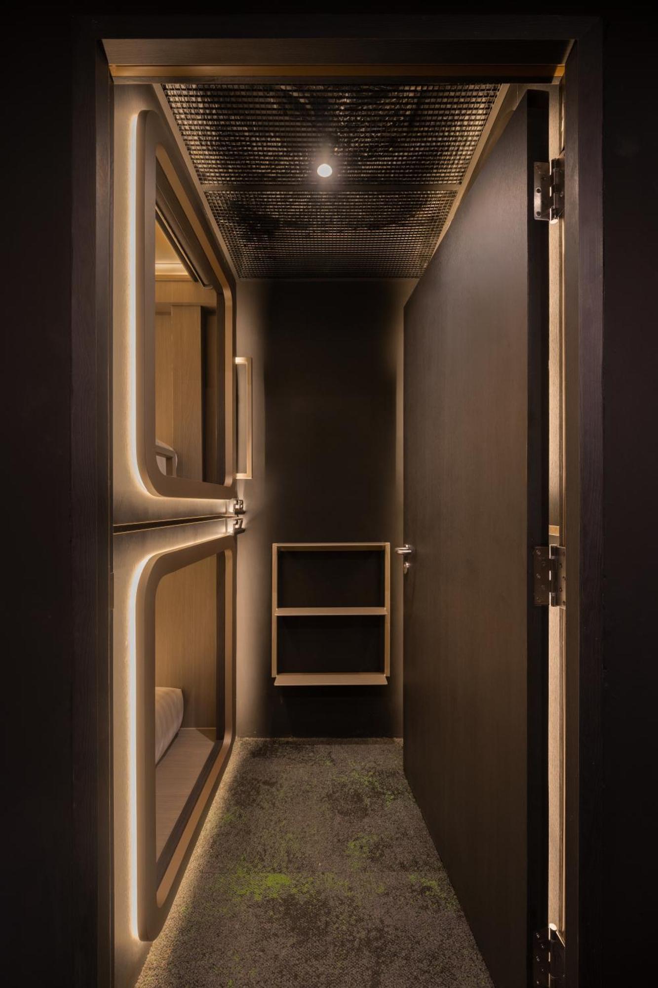 Cube Social Boutique Capsule Hotel At Boat Quay Singapore Eksteriør billede