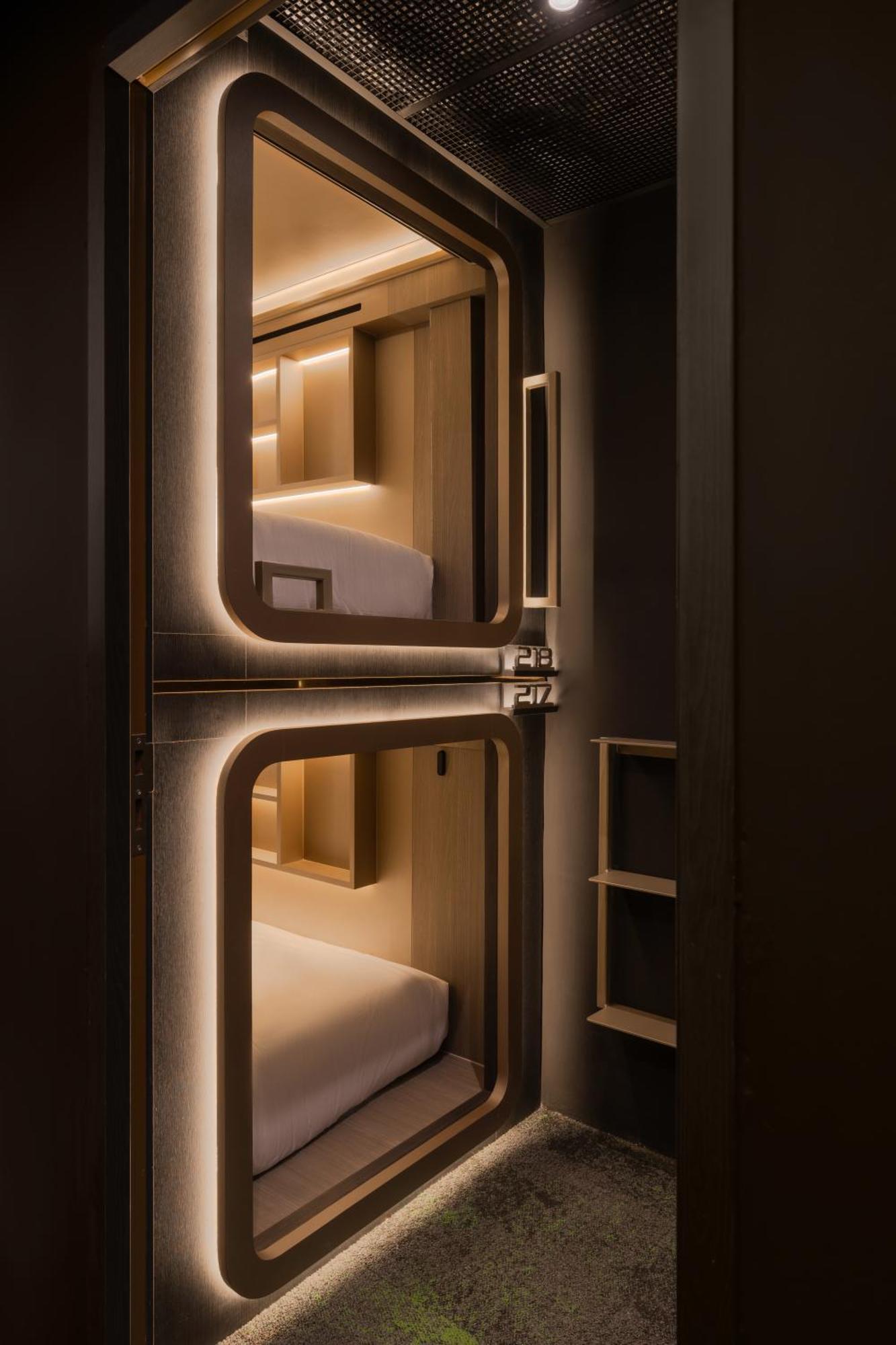 Cube Social Boutique Capsule Hotel At Boat Quay Singapore Eksteriør billede