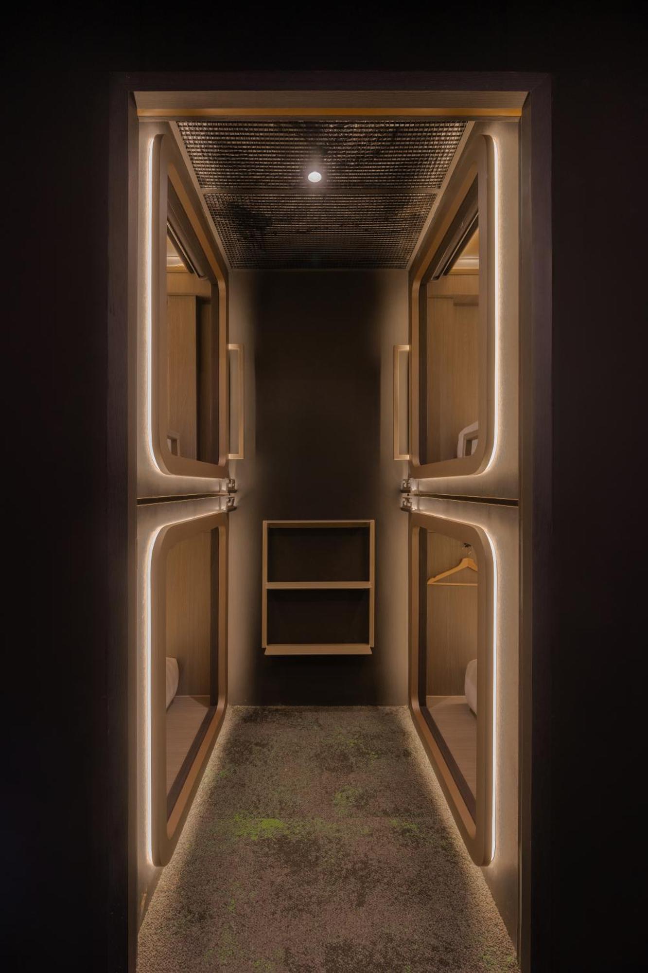 Cube Social Boutique Capsule Hotel At Boat Quay Singapore Eksteriør billede